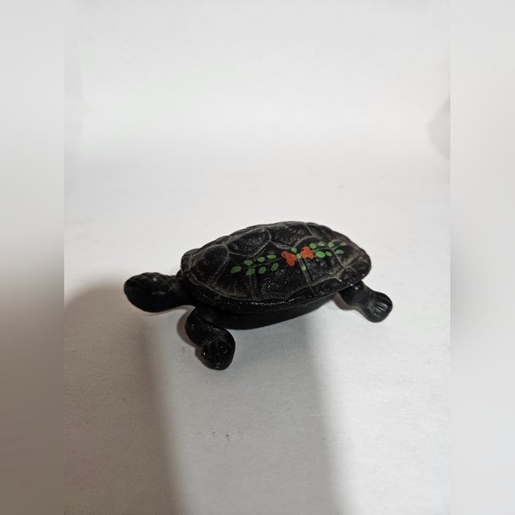 Turtle Trinket Box - Picture 2 of 6